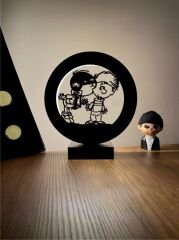 Cedric ve Chen Silüeti Led Masa Lambası Ahşap