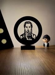 Wednesday Addams Silüeti Led Masa Lambası Ahşap