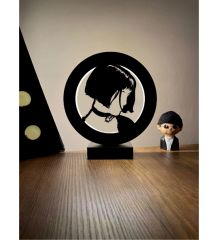 The Professional - Mathilda Silüeti Led Masa Lambası Ahşap