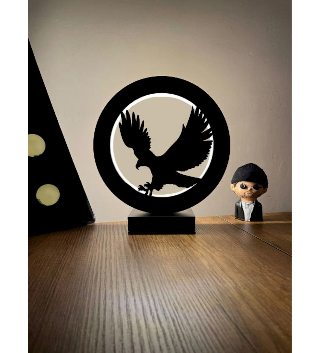 Kartal Silueti Led Masa Lambası Ahşap