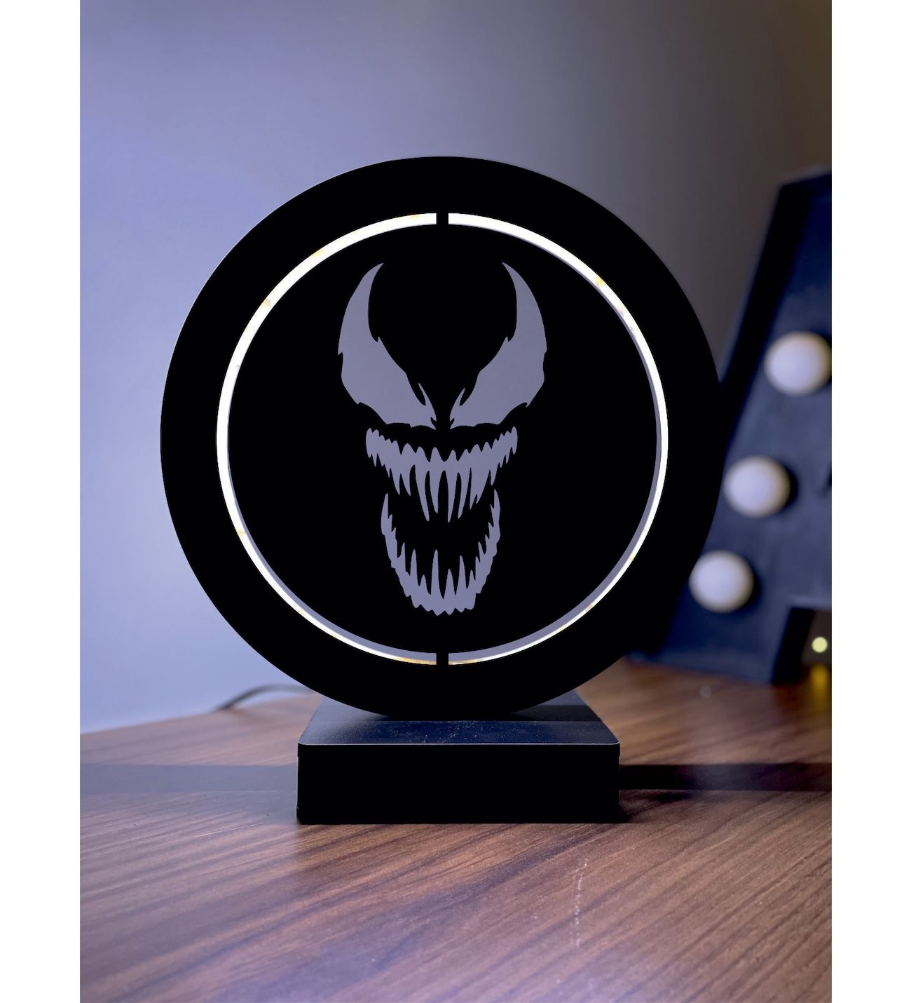 Venom Led Masa Lambası Ahşap