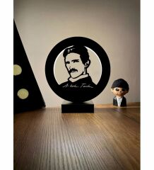 Nikola Tesla Silüeti ve İmzası Led Masa Lambası Ahşap