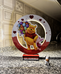 Winnie The Pooh Piglet Renkli Masa Lambası Ahşap
