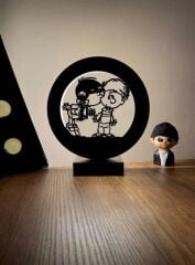 Cedric ve Chen Silüeti Led Masa Lambası Ahşap