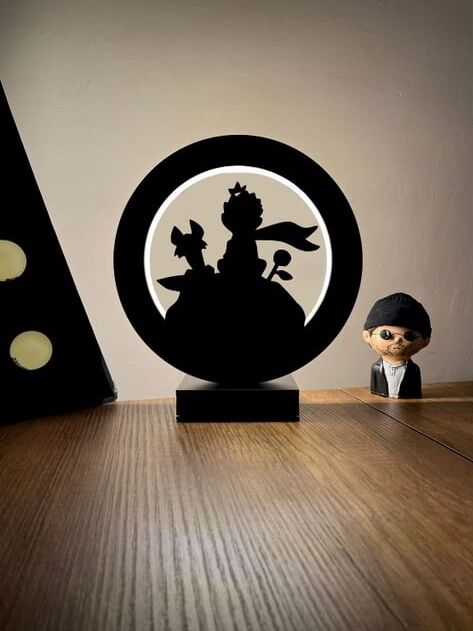 Küçük Prens ve Tilki Karakter Siluet Led Masa Lambası Ahşap